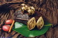 Boucles d'oreilles en or fin cabosse n10 Boucles d'oreilles en or fin cabosse n10