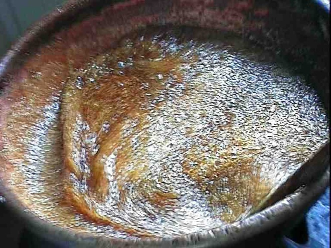 Sucre cuit du Praliné à l'ancienne© Sucre cuit du Praliné à l'ancienne©