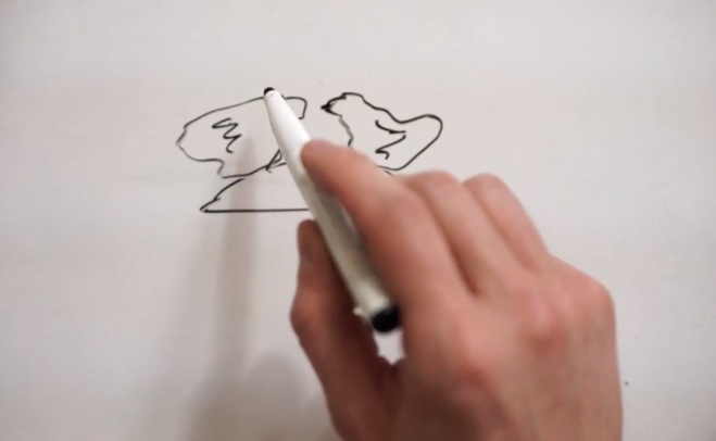 Préparation du moulage avec dessin de 2 poules amoureuses©ChocoClic.com Préparation du moulage avec dessin de 2 poules amoureuses©ChocoClic.com