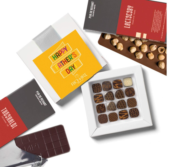 Papa parfait Boîte de 16 chocolats fourrés 2 tablettes de chocolat Papa parfait Boîte de 16 chocolats fourrés 2 tablettes de chocolat