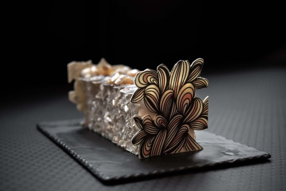 Quand l’art se dévore... avec la bûche de Noël de L'Hôtel Molitor Quand l’art se dévore... avec la bûche de Noël de L'Hôtel Molitor