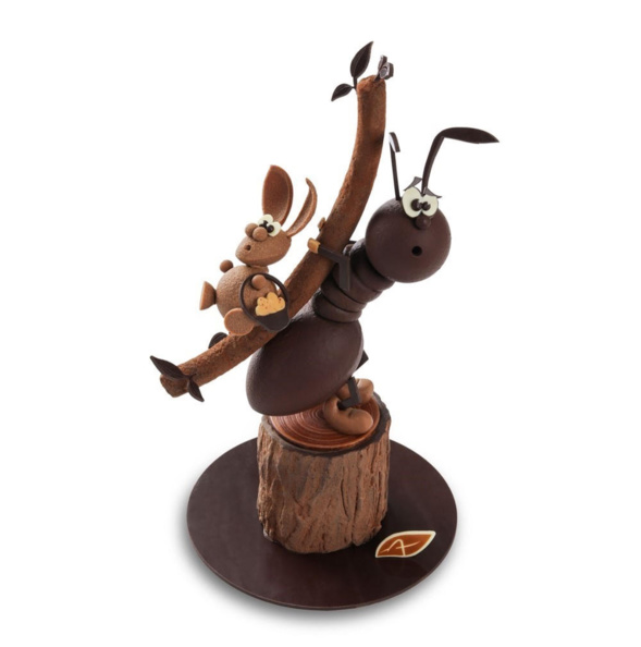 Patrick Agnellet-La Fourmi et le Lièvre de Pâques ©Le Studio A Patrick Agnellet-La Fourmi et le Lièvre de Pâques ©Le Studio A