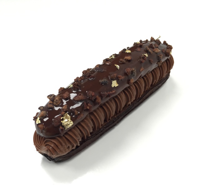 Eclair tout chocolat par Vincent Vallée© Eclair tout chocolat par Vincent Vallée©
