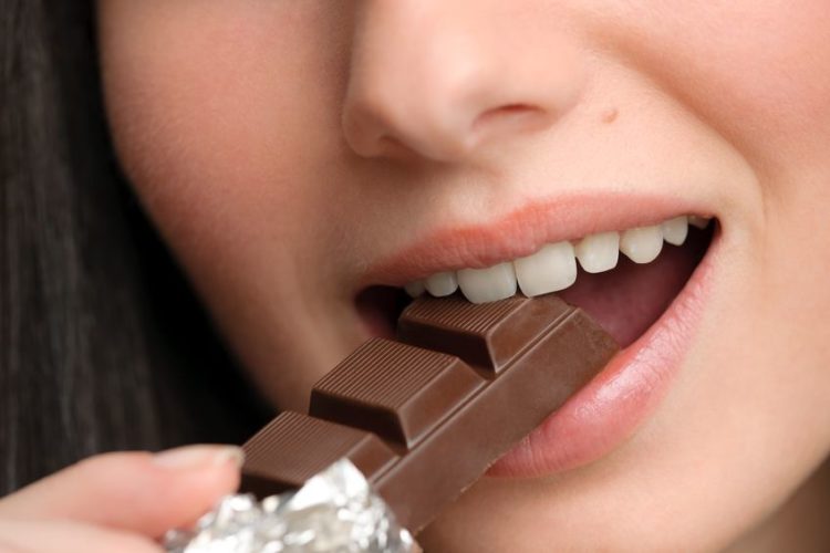 Le Chocolat est il un ennemi pour nos dents ? Provoque-t-il des caries ?