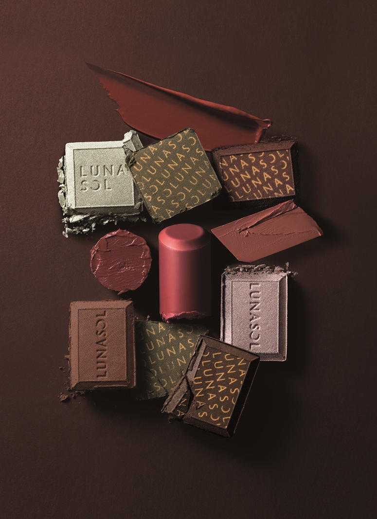 La collection de maquillage -chocolat- de Lunasol©