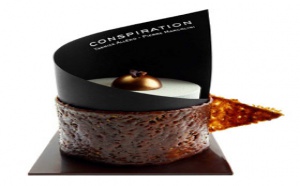 Quand deux passionnés se rencontrent, se raconte le combat délicieux pour la victoire du plaisir.