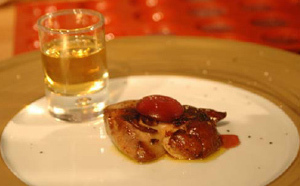 Gelée de Pineau des Charentes rosé, Foie gras fermier poêlé