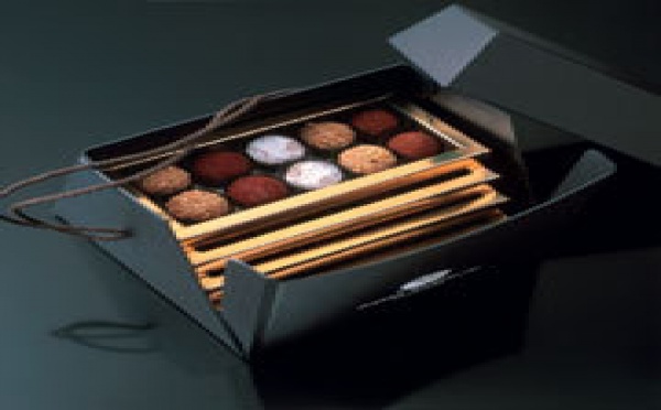 Entrez dans l'univers des créations Pierre Marcolini et découvrez le " Sac Intense " !