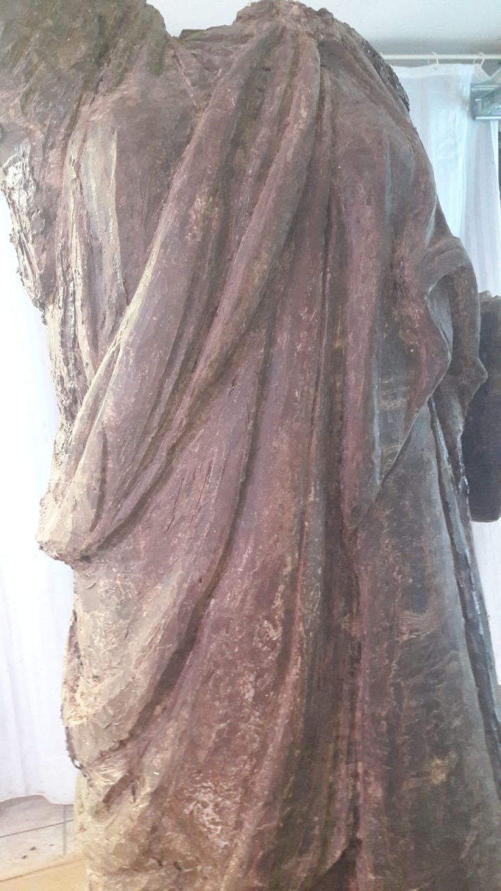 La robe de la Statue de la liberté en chocolat apparait