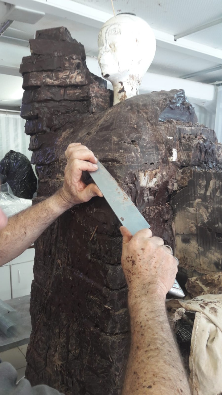 Premier coup de couteau Statue de la liberté en chocolat