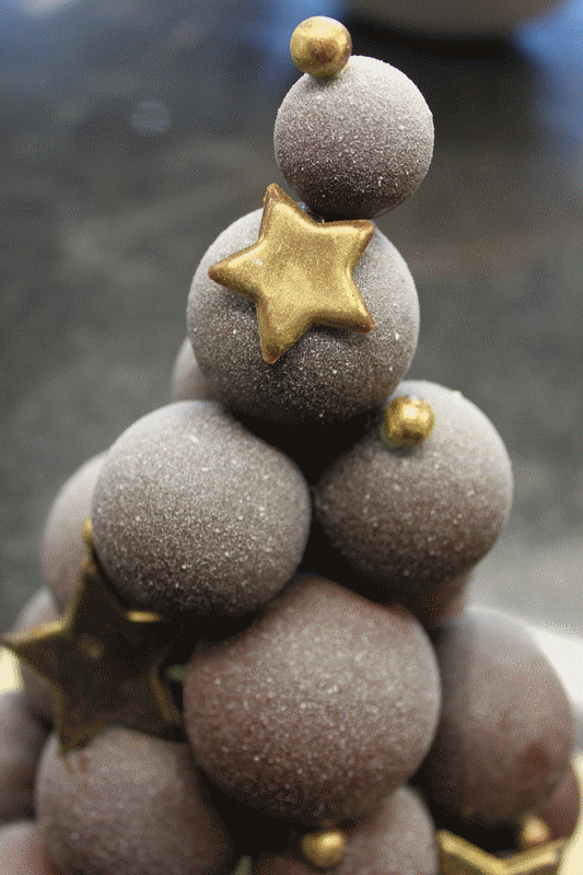 Boules de noël par le Chocolatier Gonzalez©
