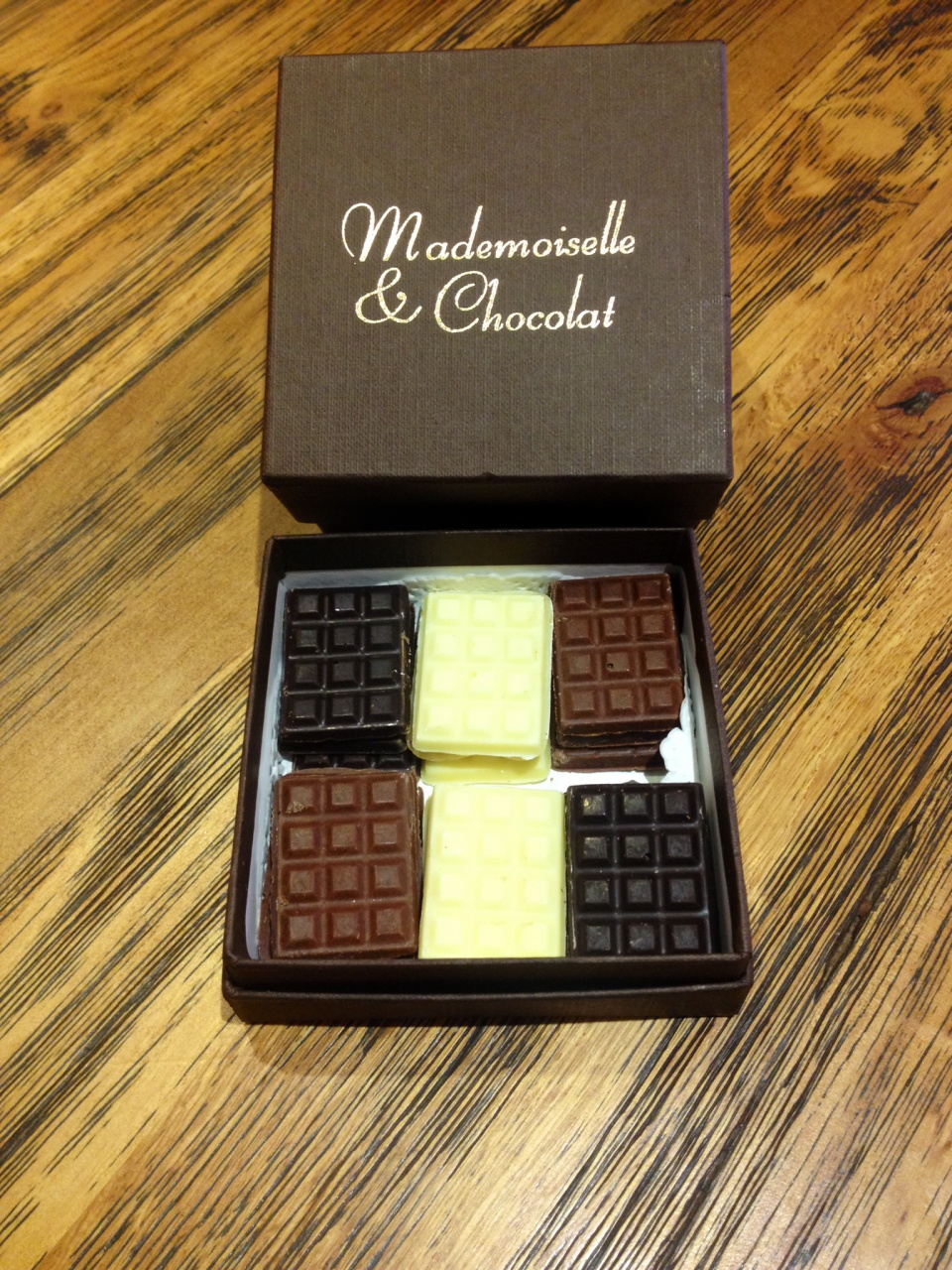 Tablettes@Mademoiselle & Chocolat