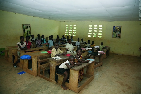 Salle de classe en Côte d'Ivoire©Barry Callebaut
